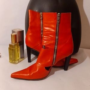 Nando Muzi! Gorgeous cut out boot! Burnt orange! SZ.38
